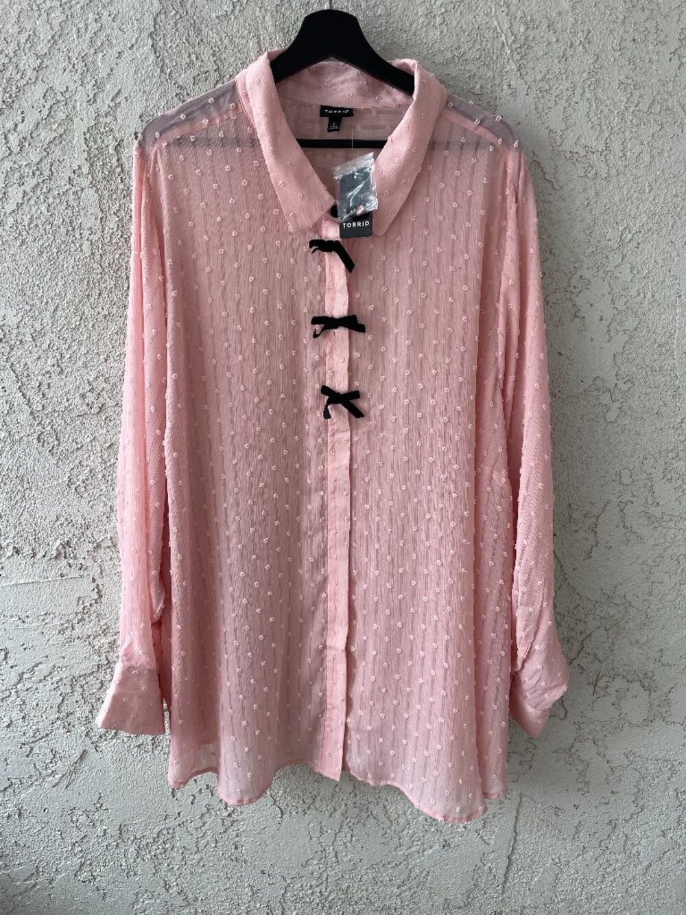 Torrid Pink Swiss Dot Bow Front Button Down Blouse Plus Size 6X NWT